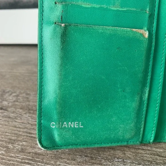 Chanel Green Perforated Quilted Wallet - Picture 5 of 12
